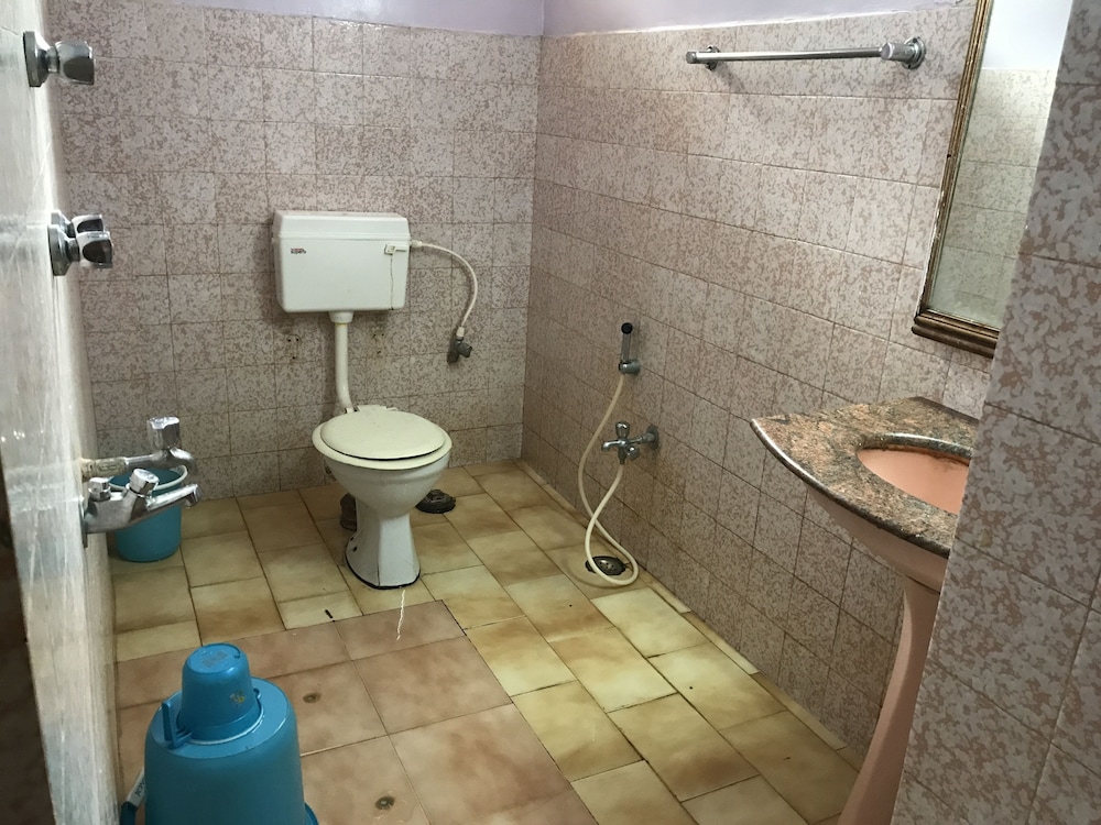 Double AC Room photo 3