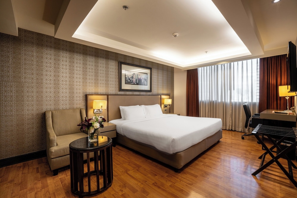 Premier Room
