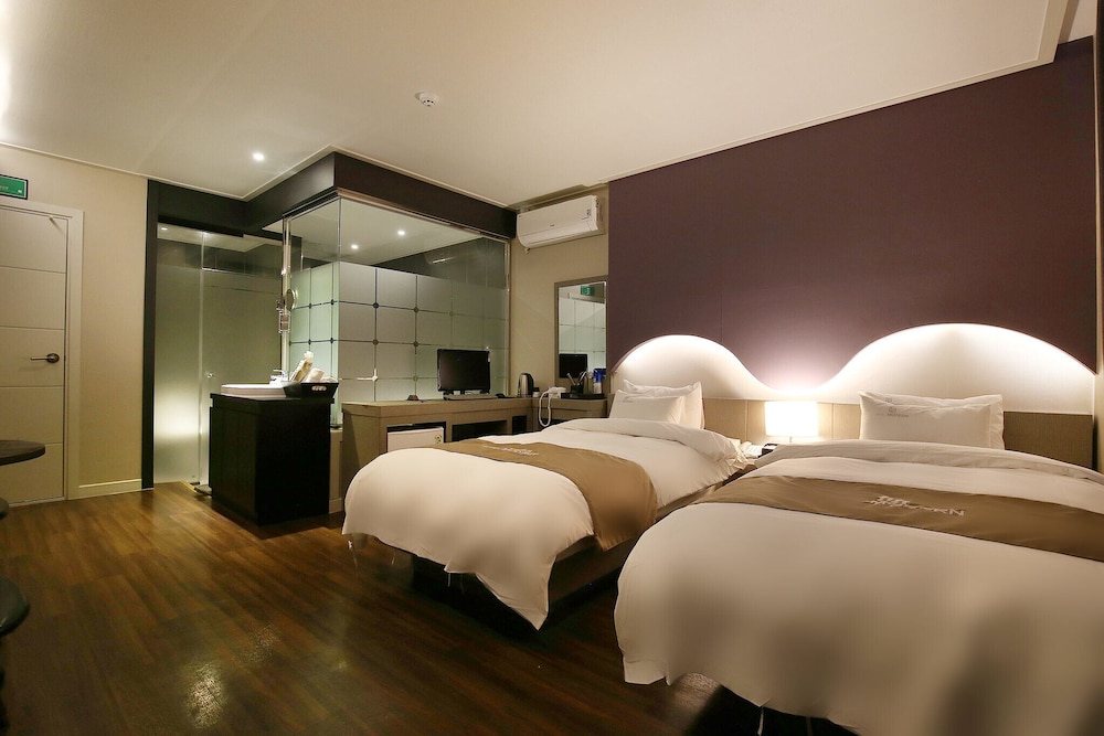 Room (Twin (single bed + single bed))