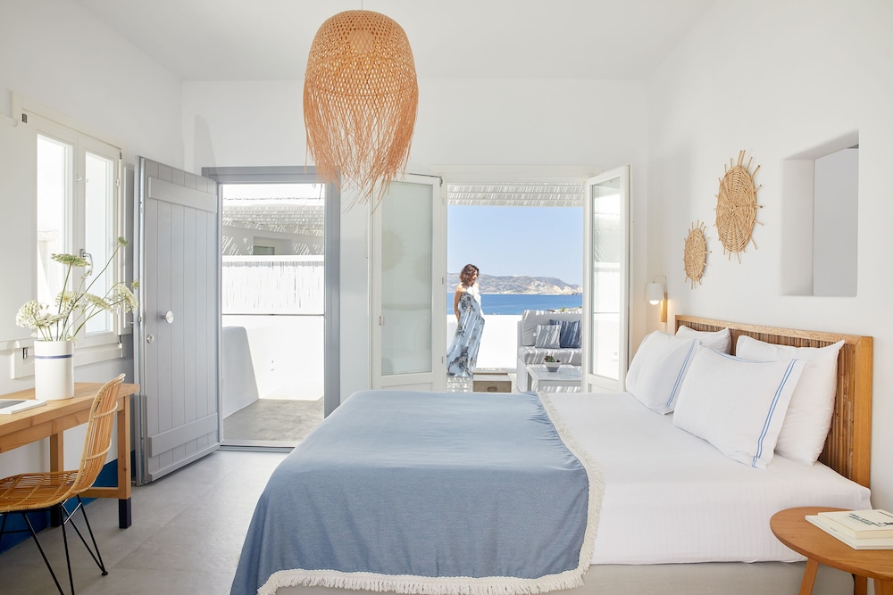 Executive room with outdoor jacuzzi and sea view, photo 6
