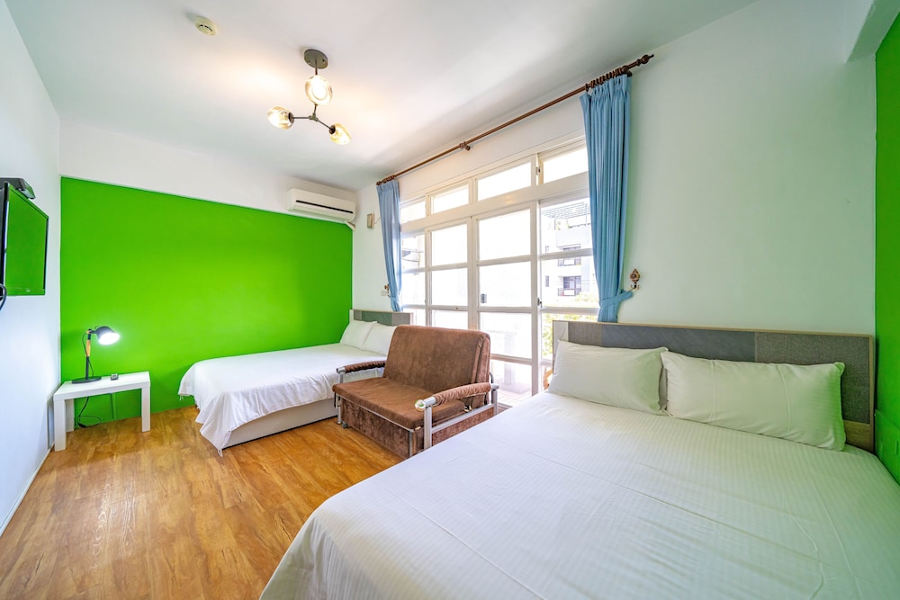 Superior Quadruple Room, 2 Double Beds photo 2