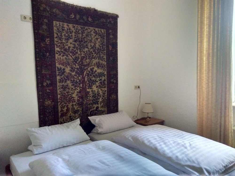Room (General Fuchs) photo 1