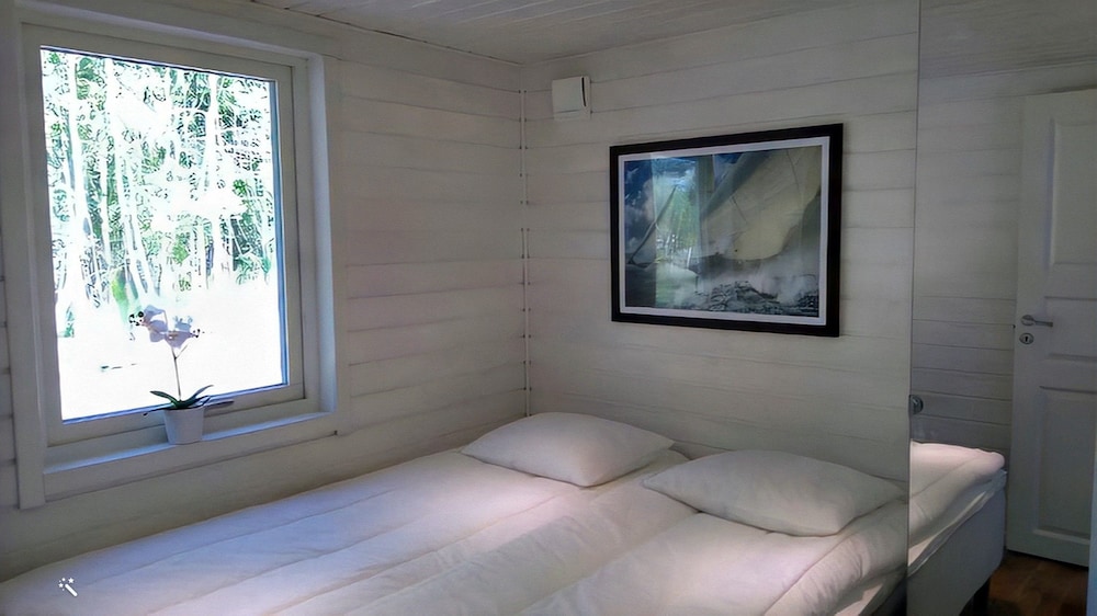Cabin, Sea View, Oceanfront photo 2