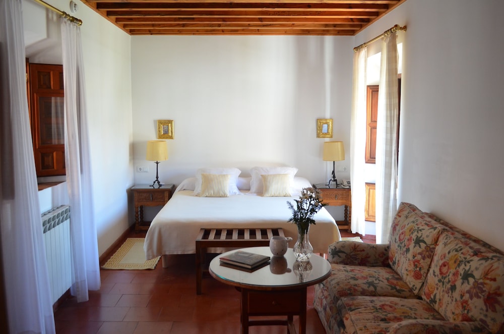 Superior Double Or Twin Room, City View (Parking Free)