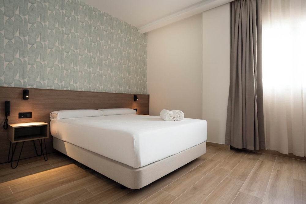 Double Room, Mobility Accessible