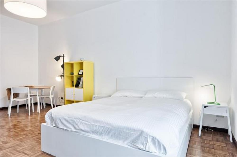 Studio, 1 Bedroom