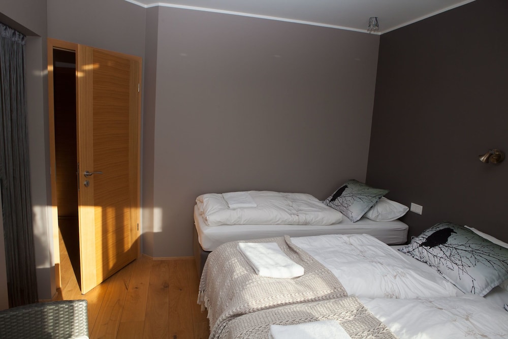 Comfort Triple Room, Shared Bathroom (Terrace) photo 3