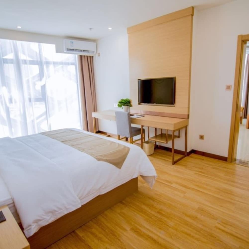 Suite, Non Smoking photo 1