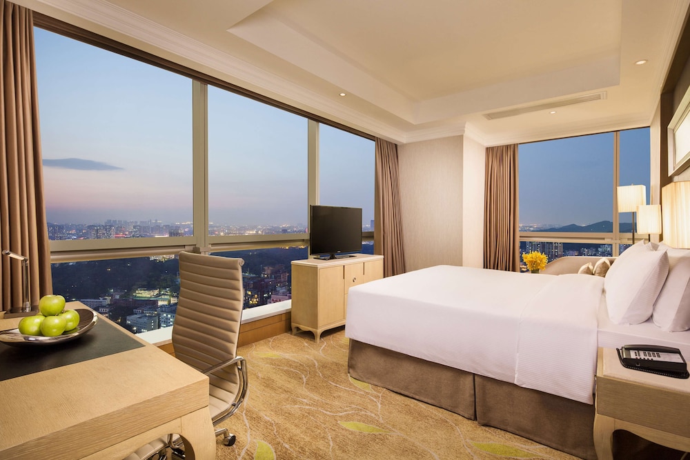King, Deluxe Room