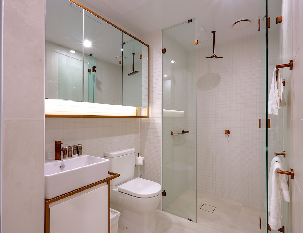 1 Bedroom plus Study Executive photo 3