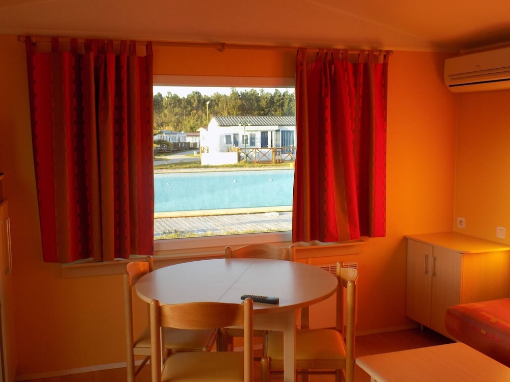 Bungalow, 2 Bedrooms, Terrace, Garden View photo 1