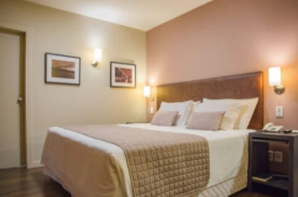 Deluxe Room, Multiple Beds, City View - Photo 6