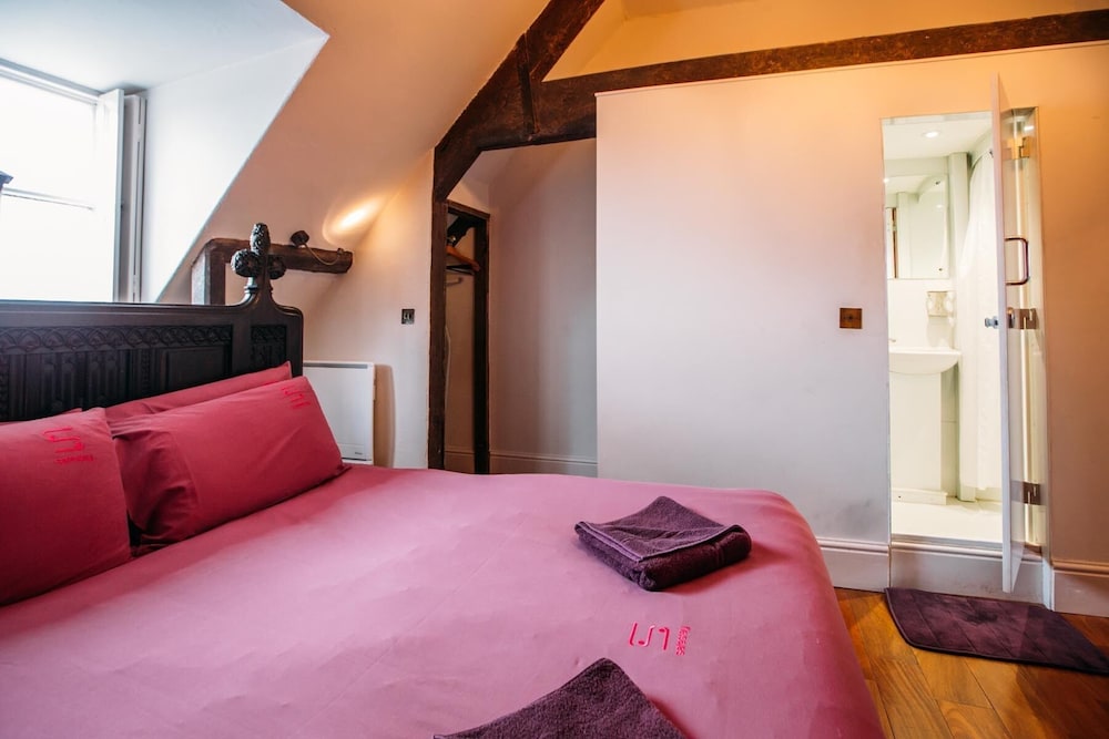 Triple Room Ensuite - Photo 4