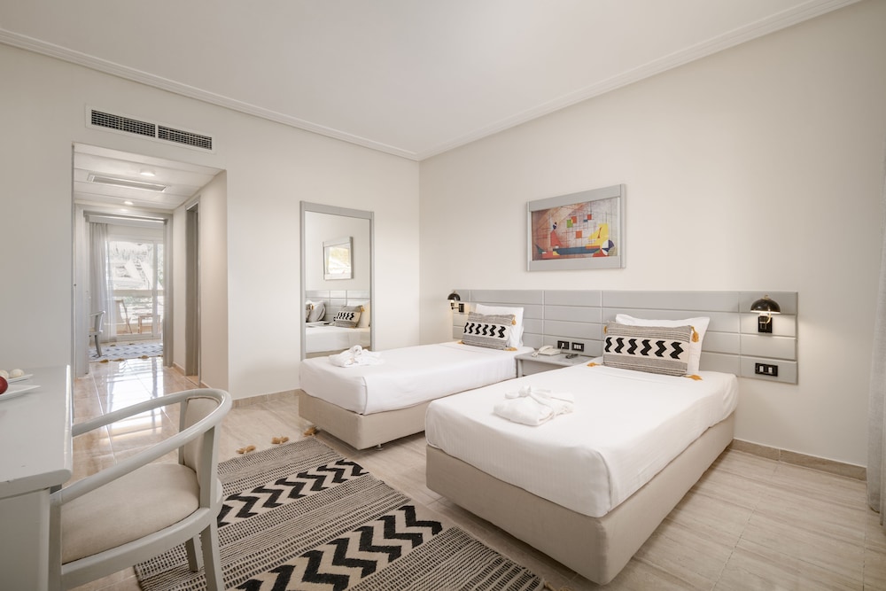 Premium Suite (Family)