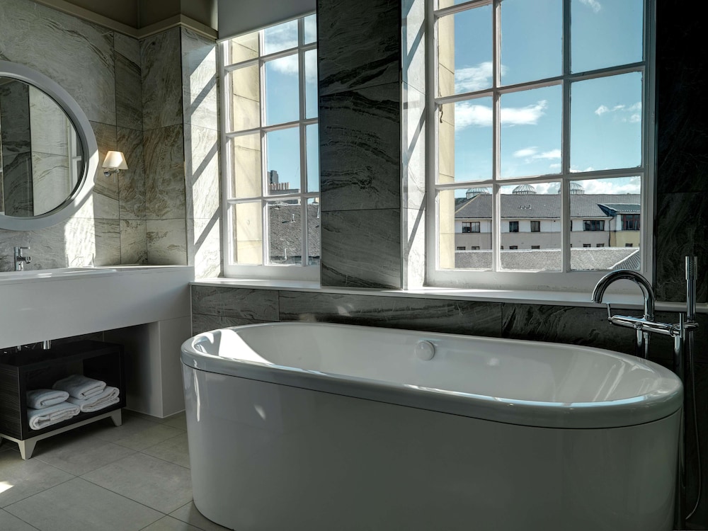 Suite, 1 Bedroom (Castle View)