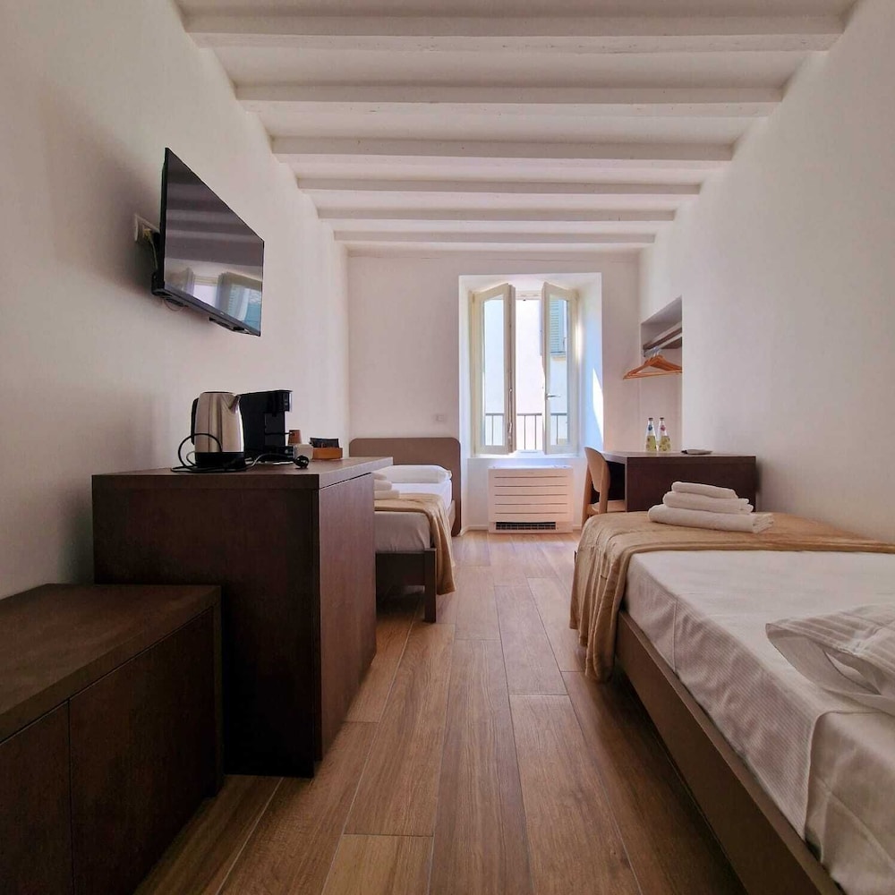 Comfort Twin Room