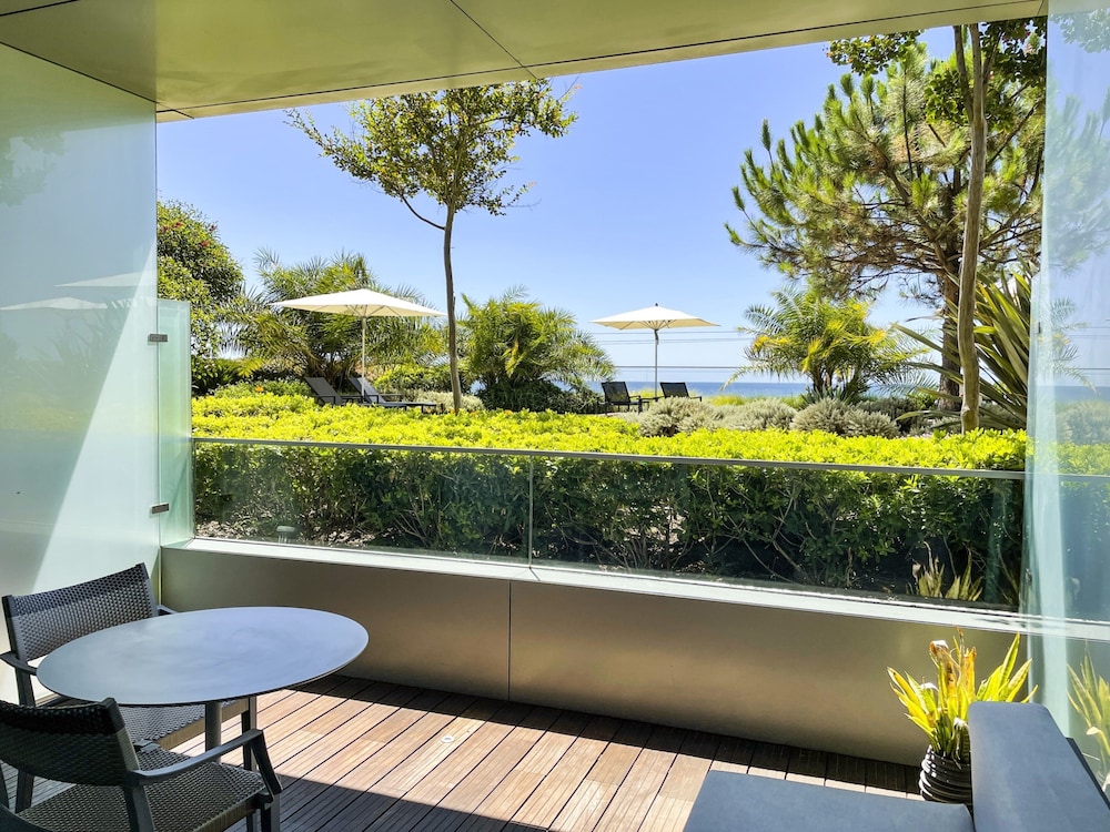 Classic Room, 2 Twin Beds, Accessible, Garden View