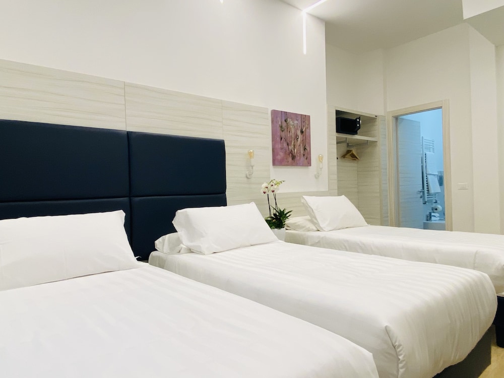 Comfort Triple Room