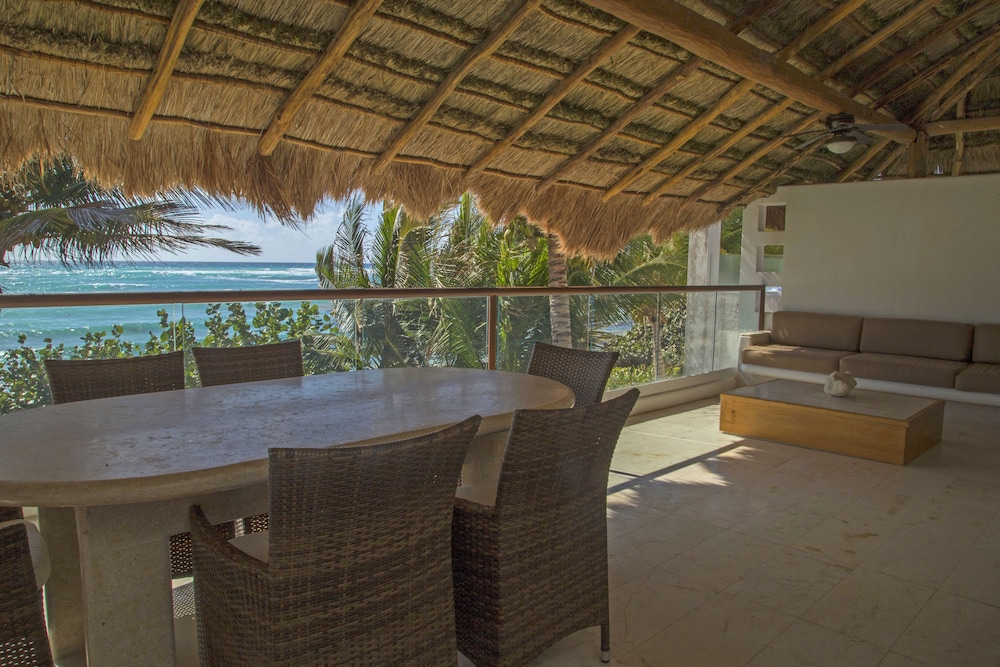 Suite, 3 Bedrooms, Ocean View - Photo 4