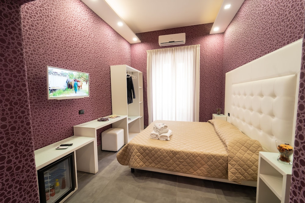 Family Room, Annex Building (Corso Umberto I, 311) - Photo 8