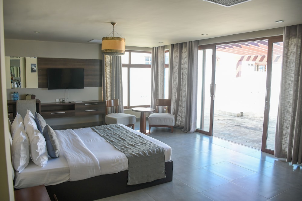 Executive Penthouse, 1 King Bed, Beach View