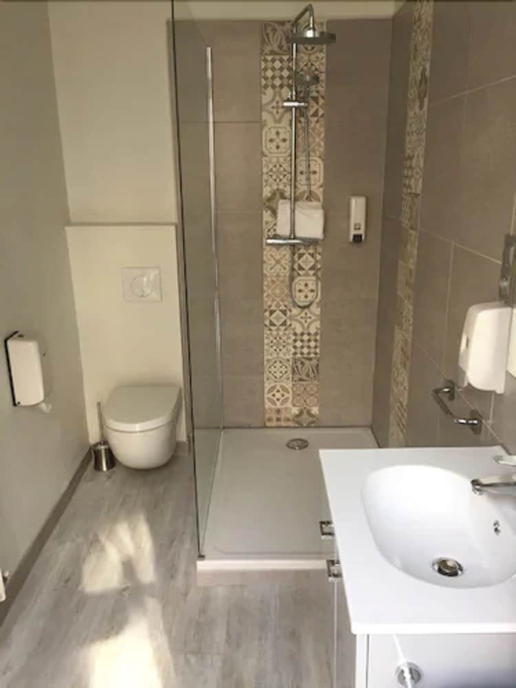 Triple Room - Photo 7