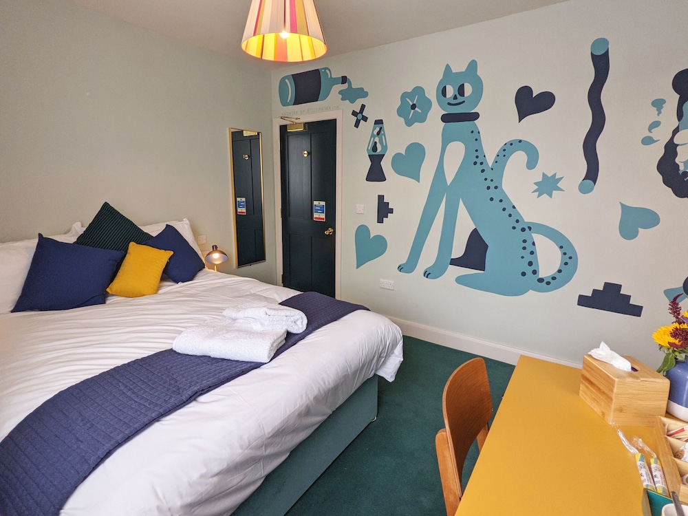 Double Room, Ensuite - Photo 4