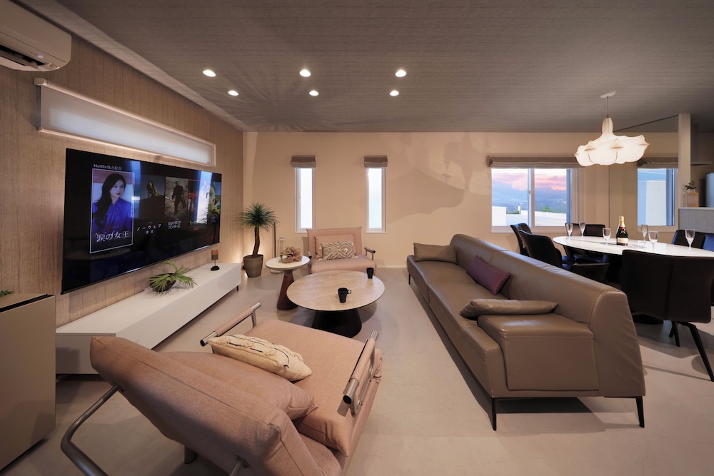 Room J-Maisonette Crystal Suite2-