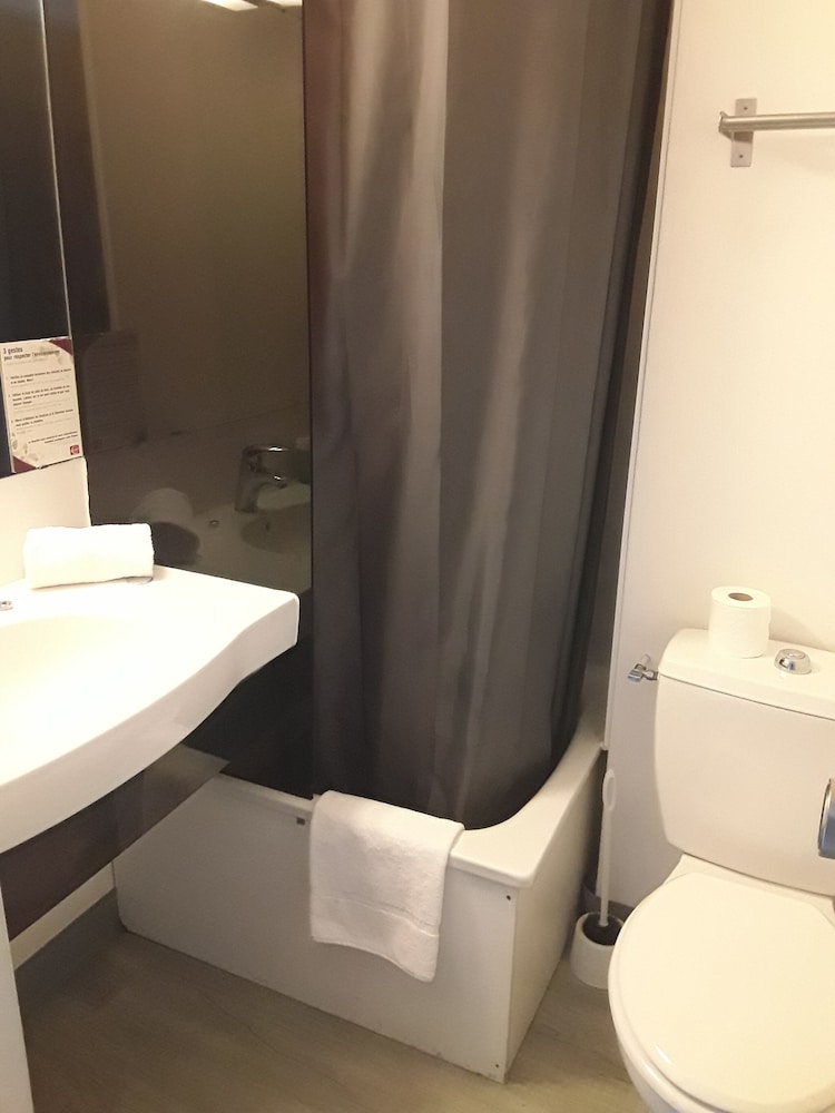 Economy Double Room, Multiple Bedrooms, Private Bathroom photo 2