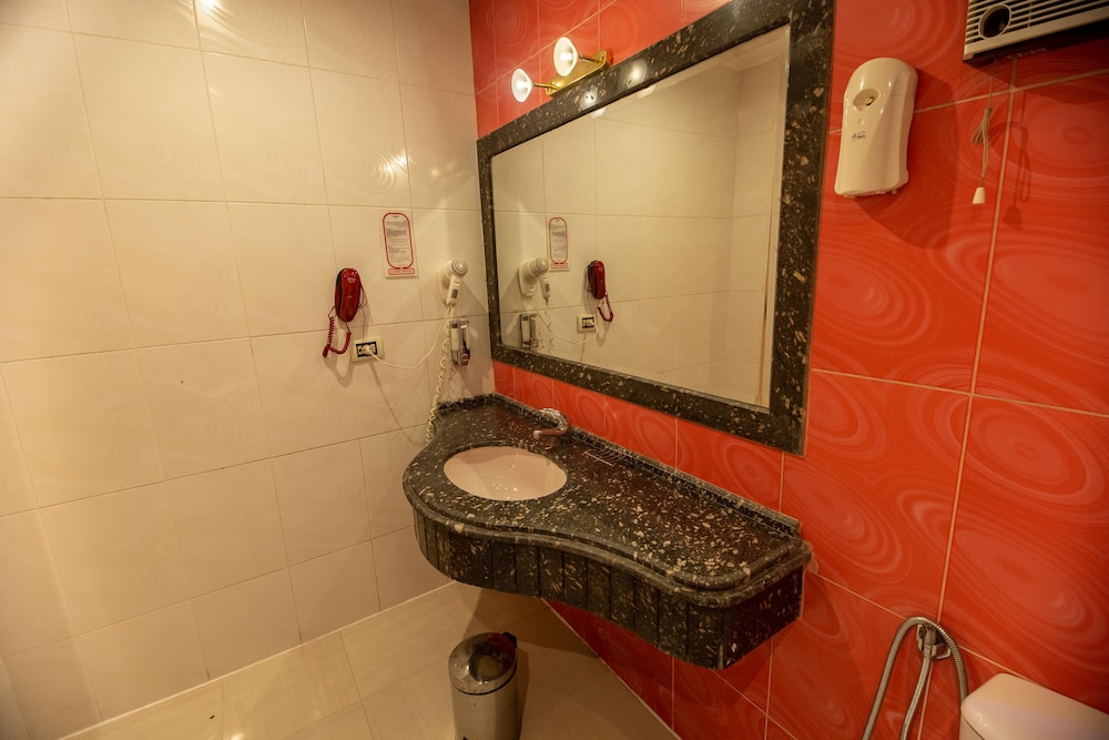 Standard Double Or Twin Room - Photo 3