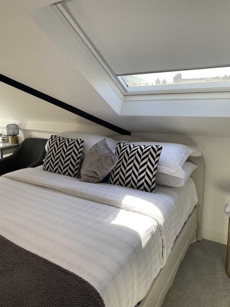 Standard Double Room, Ensuite, City View photo 3