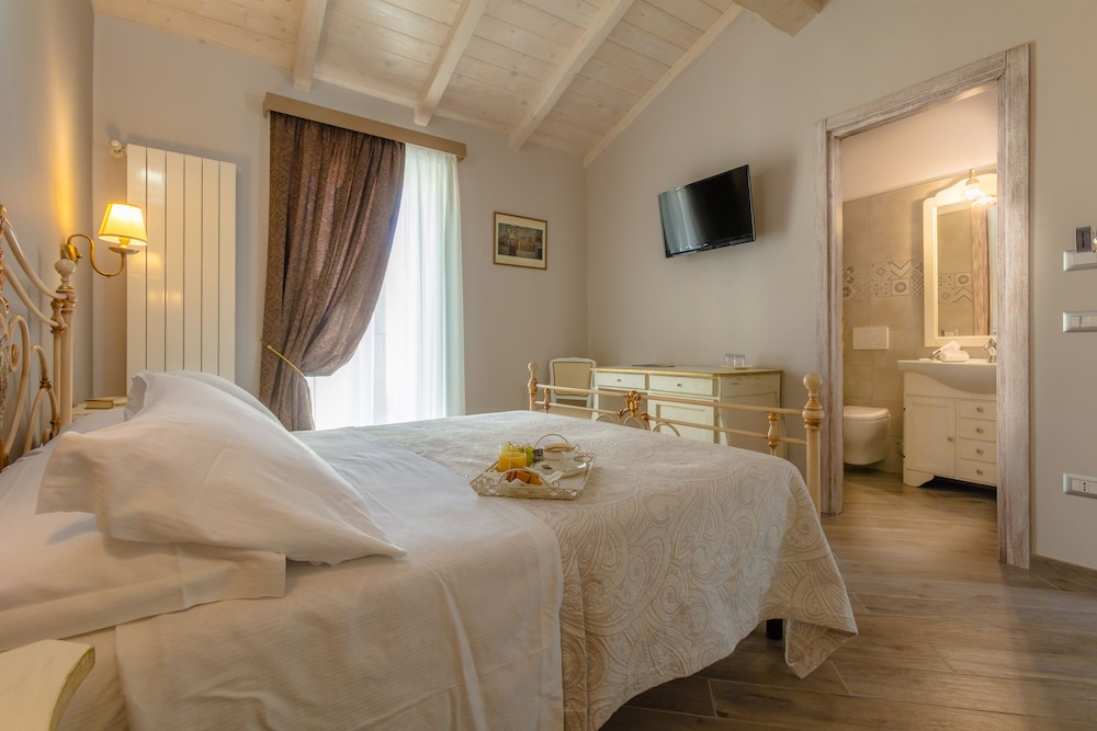Panoramic Double Room photo 1