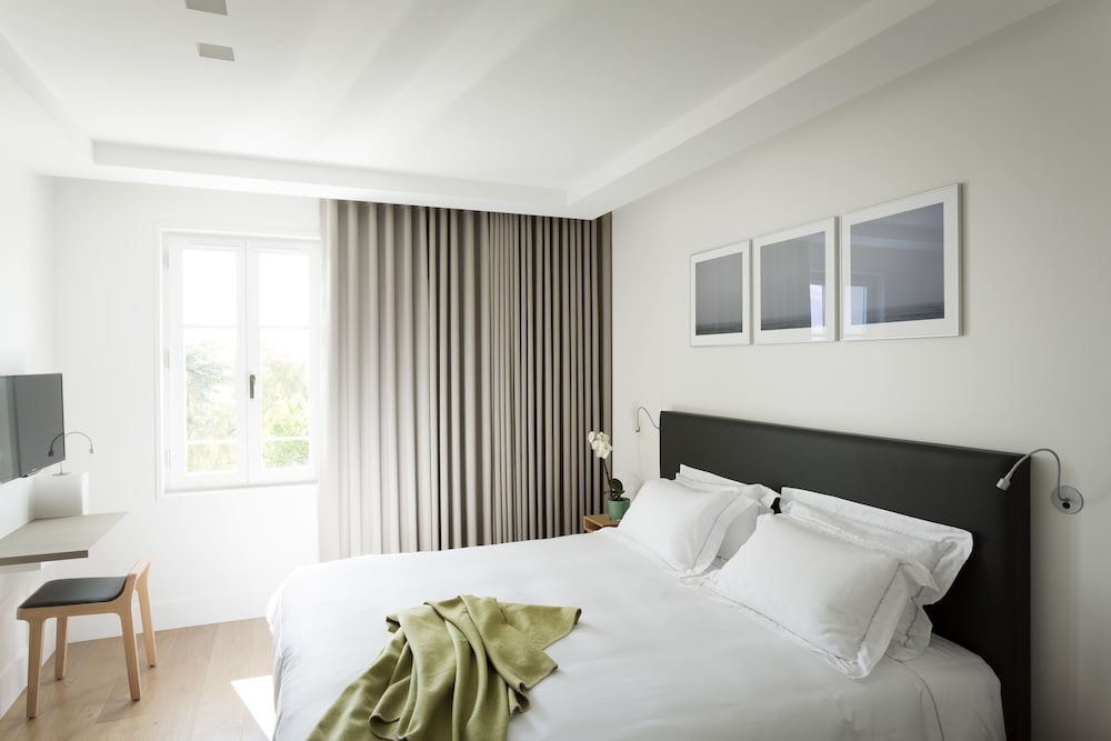 Room (Le Pech)