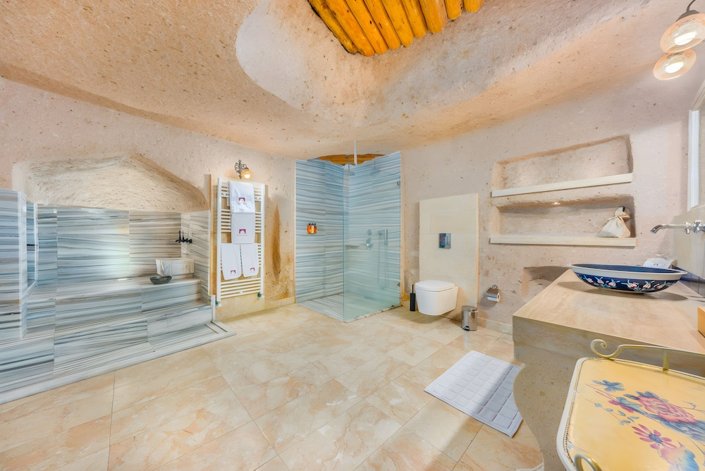 Family Suite - Photo 13