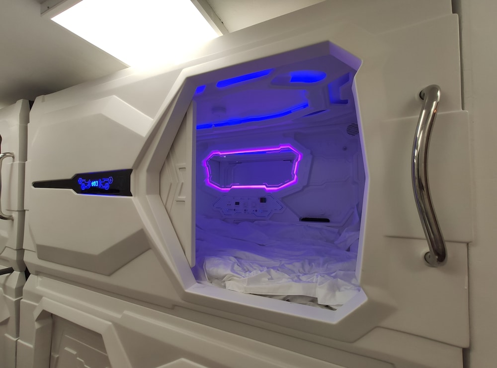 Single capsule photo 1