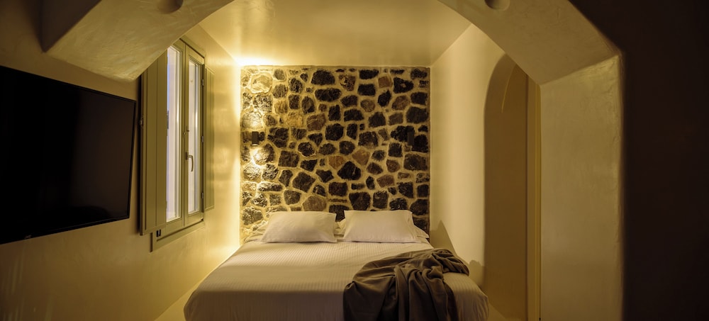 Standard Double Room - Photo 28