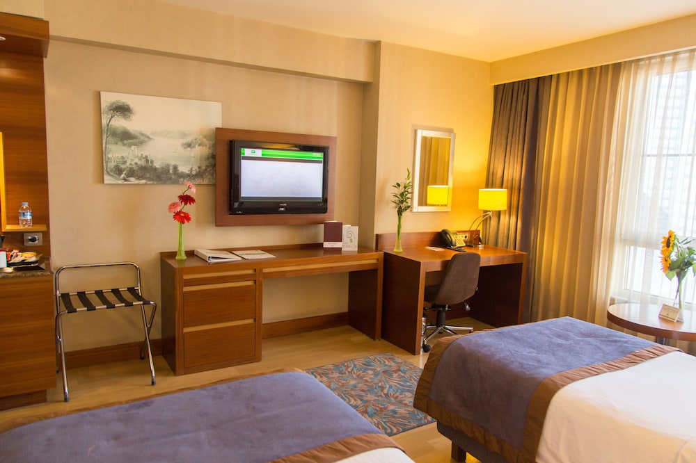 Available room