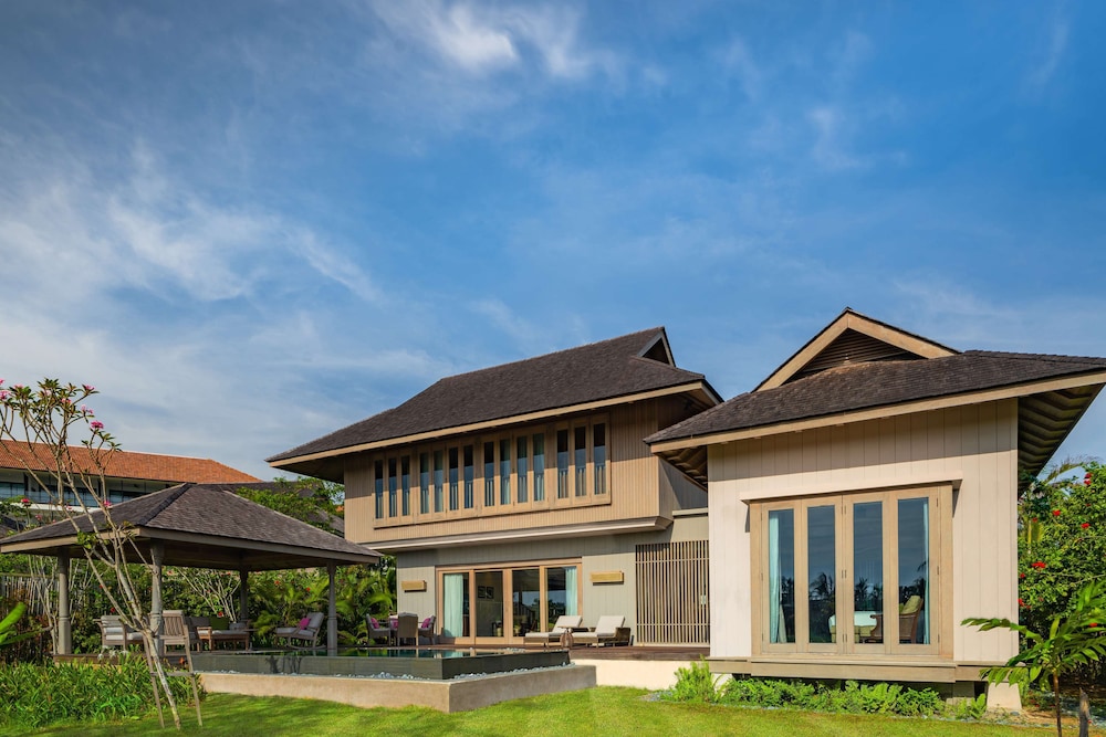 Two Bedroom Lagoon Pool Villa - Photo 5