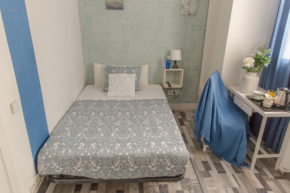 Habitación Individual Estándar (INDIVIDUAL BAÑO PRIVADO)