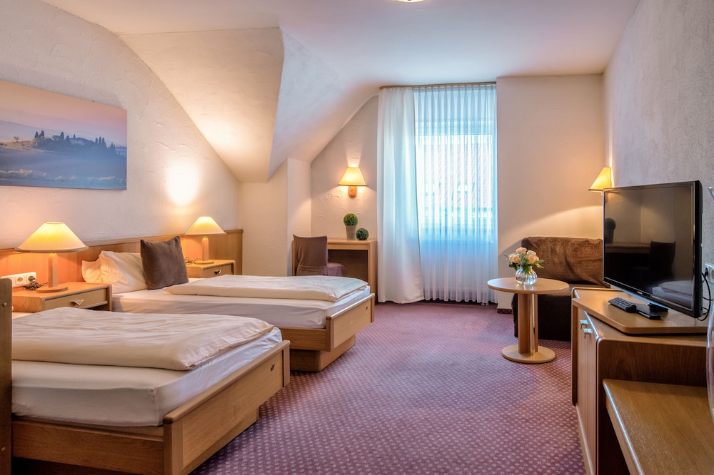 Double Room - Photo 2