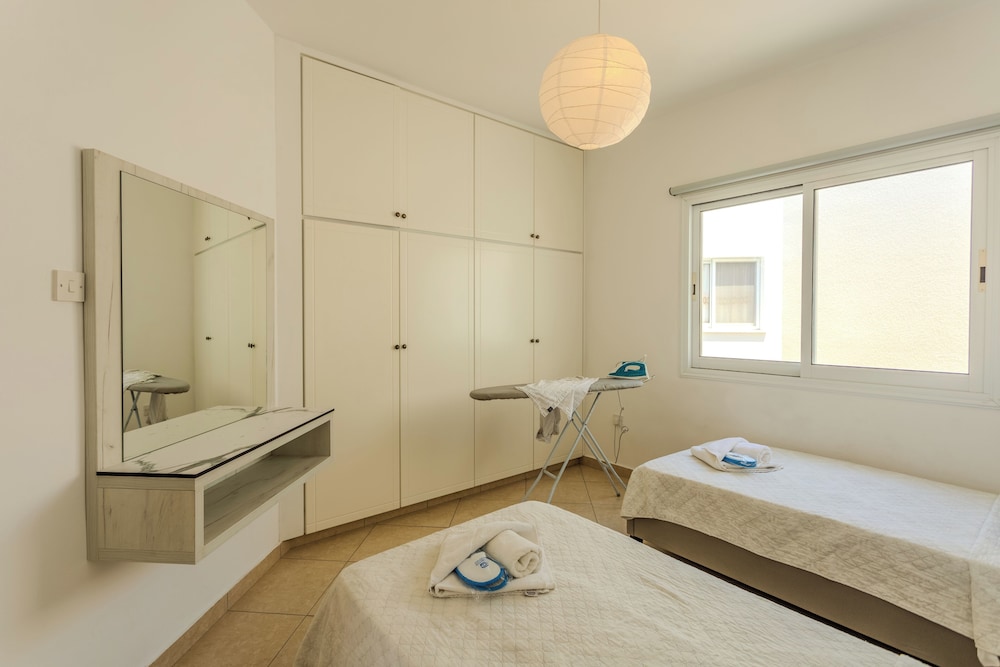Apartment photo 3