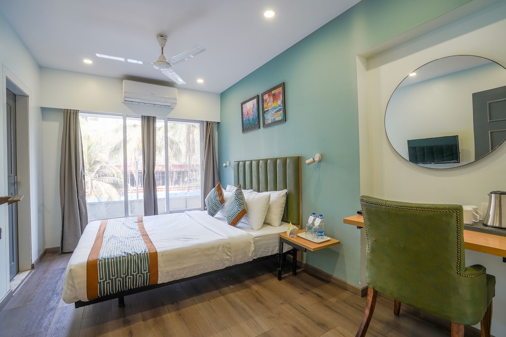 Deluxe Room - Photo 7