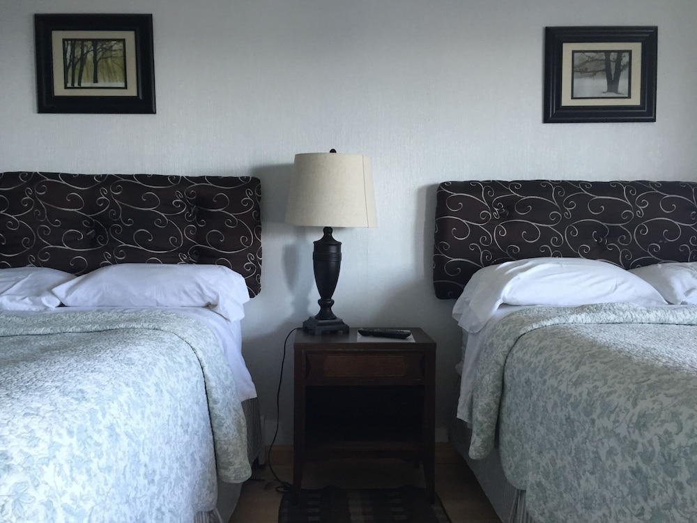 Classic Room, 2 Double Beds