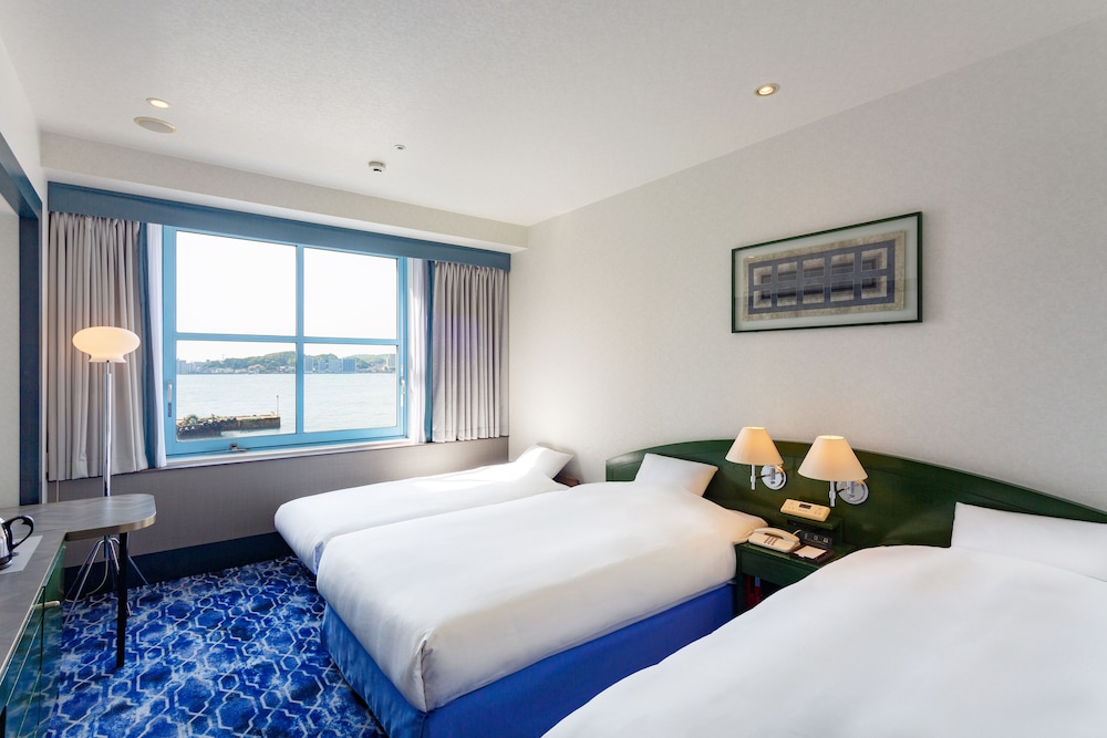 Twin Ocean View With Extra Bed, Non Smoking