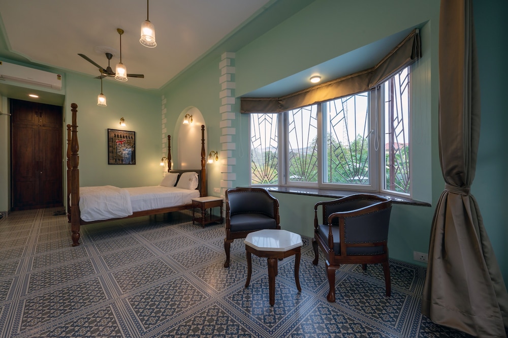 Luxury Villa photo 2