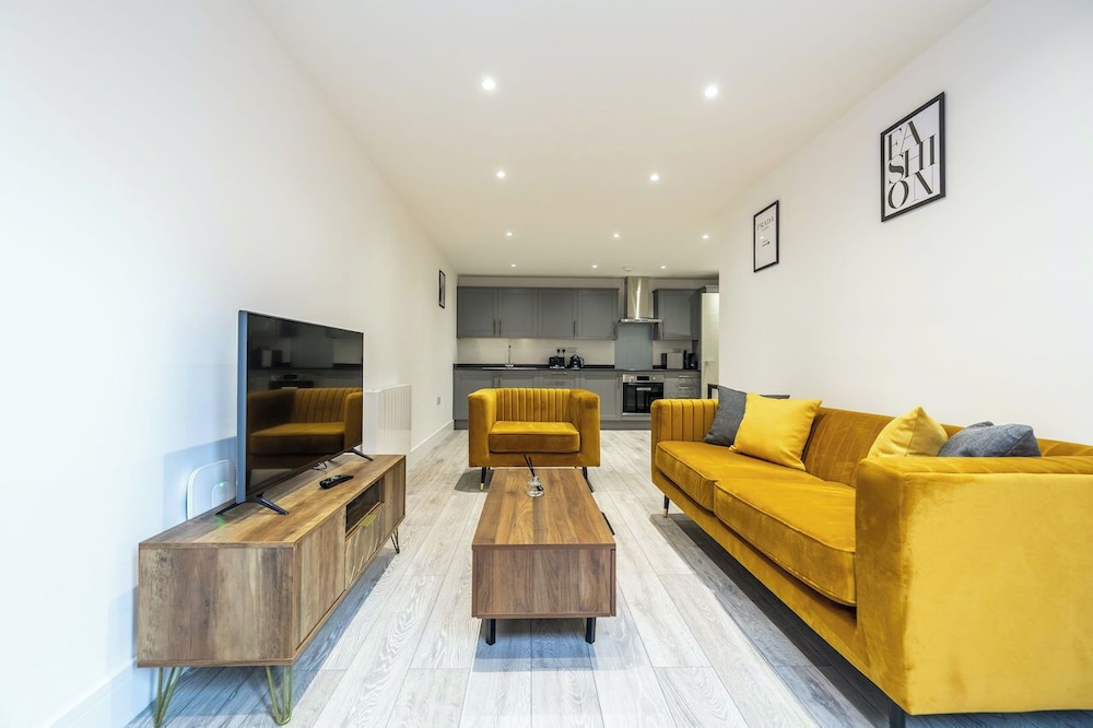 Apartment photo 1