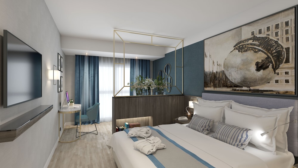 Junior Studio Suite