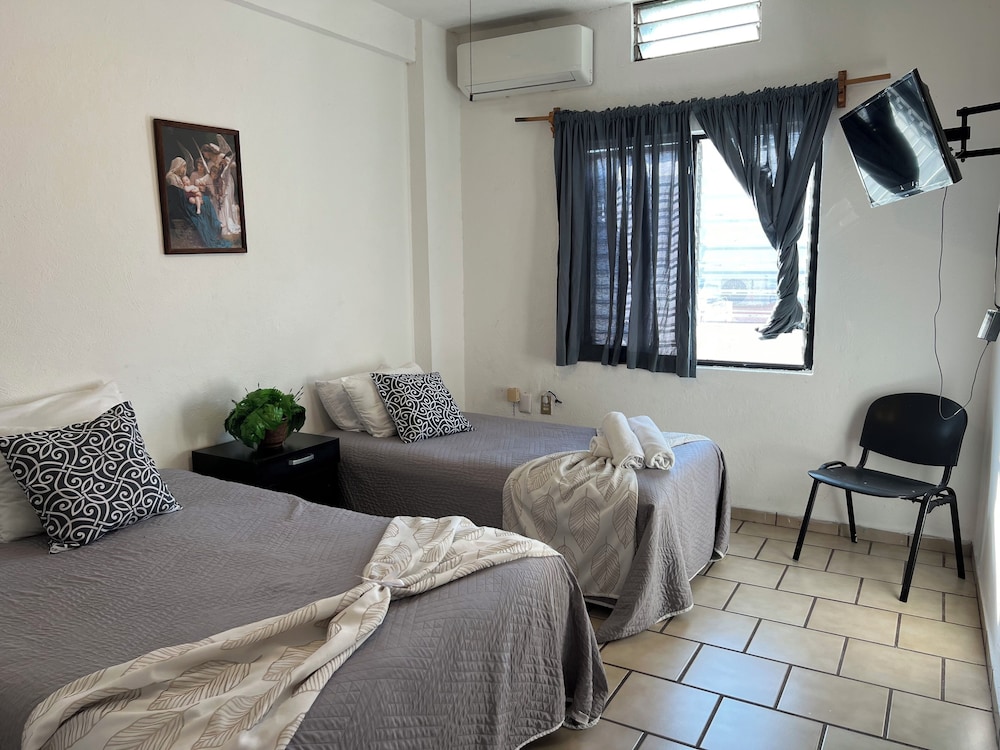 Classic Apartment photo 3