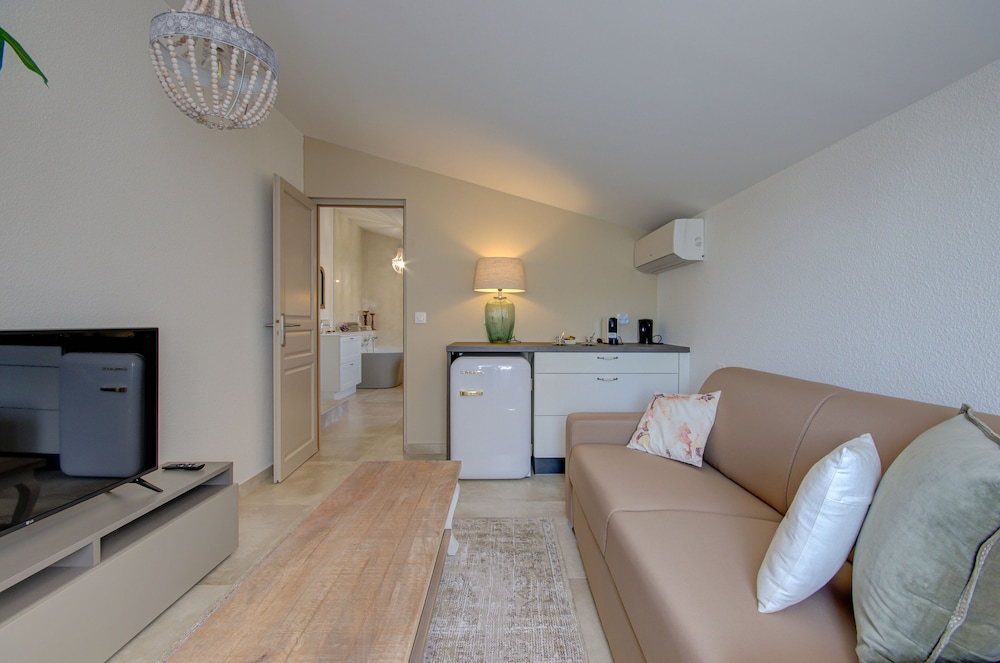 Romantic Suite, Ensuite (Suite Courtisanne) photo 1