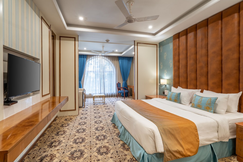 Junior Suite - Photo 1